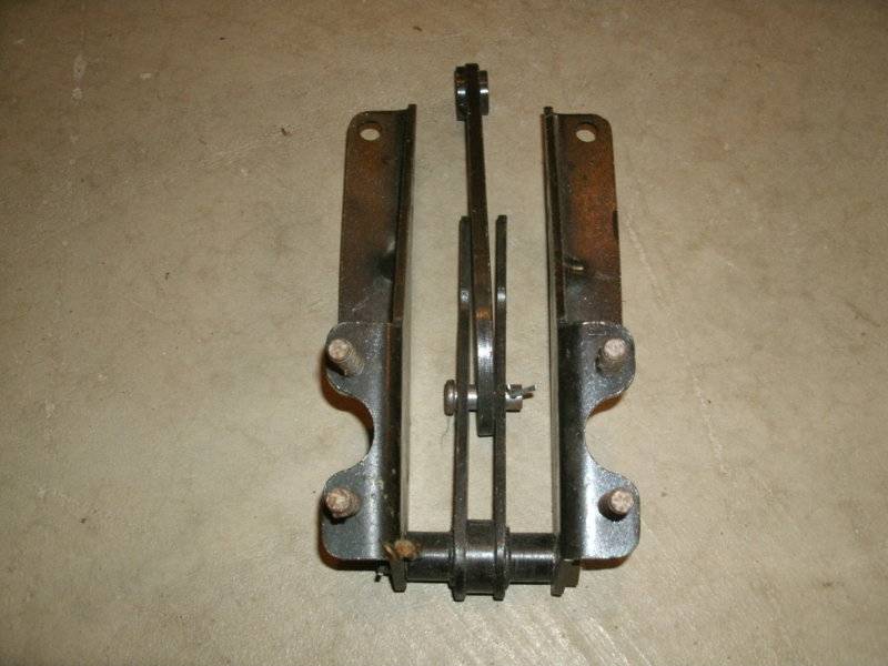 FOR SALE 426 HEMI POWER BRAKE BOOSTER OFF SET BRACKET For B Bodies