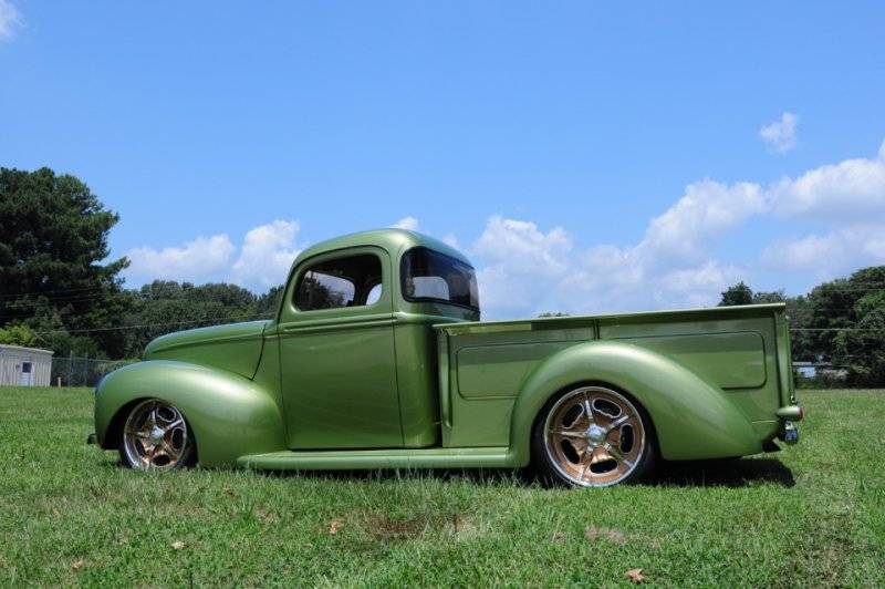 40 Ford F1 Pro-touring PU #3.jpg