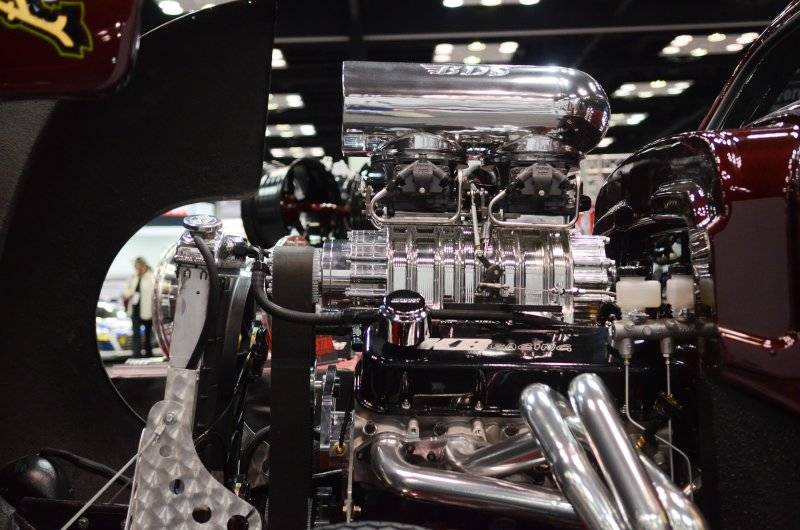 41 Willys A-Gas Rattler 2 #3 engine blown 1250 HP BBC.jpg