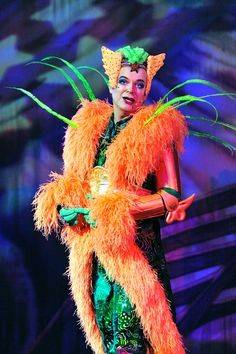 415aecb0fbfe94461998052235d342ac--julian-clary.jpg