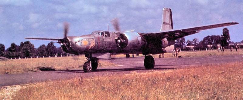 416th_Bombardment_Group_Douglas_A-26_Invader_1945.jpg