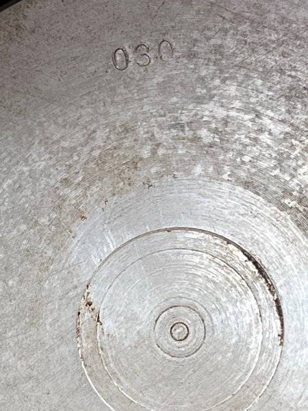 440 030 piston top.jpg