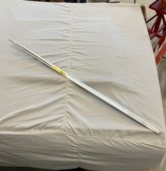 440 fender trim rt.jpg