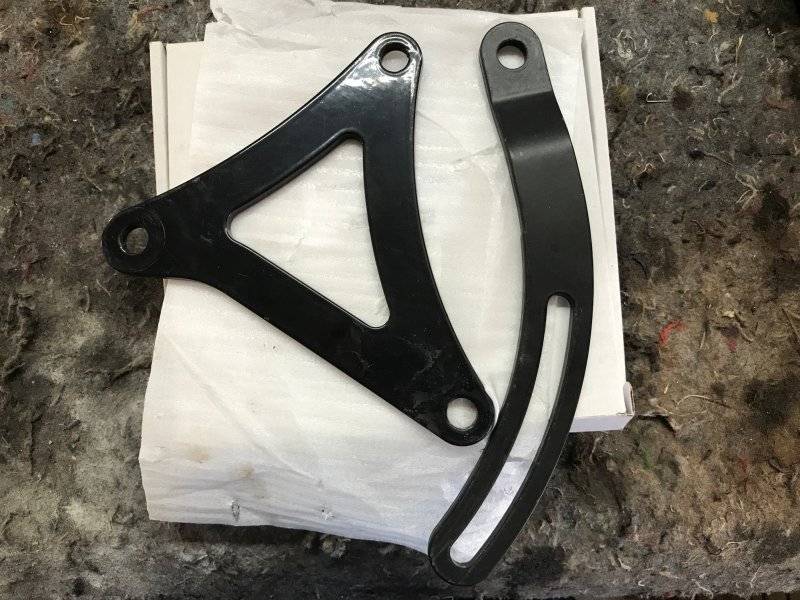 440 Source Alternator Bracket front.jpg