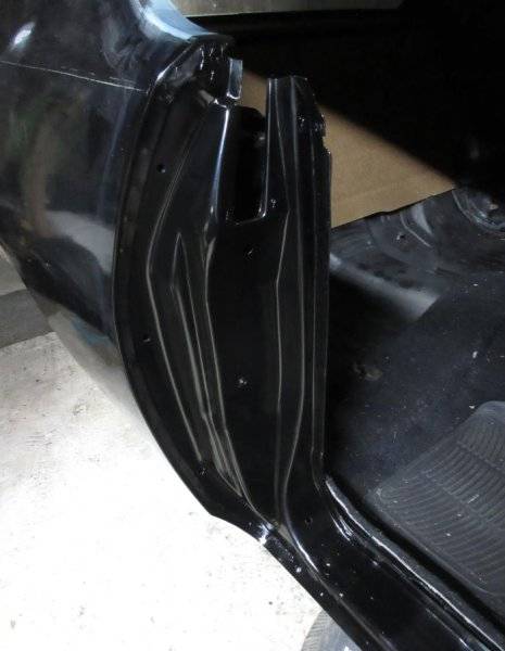 46_door_jamb_painted.JPG