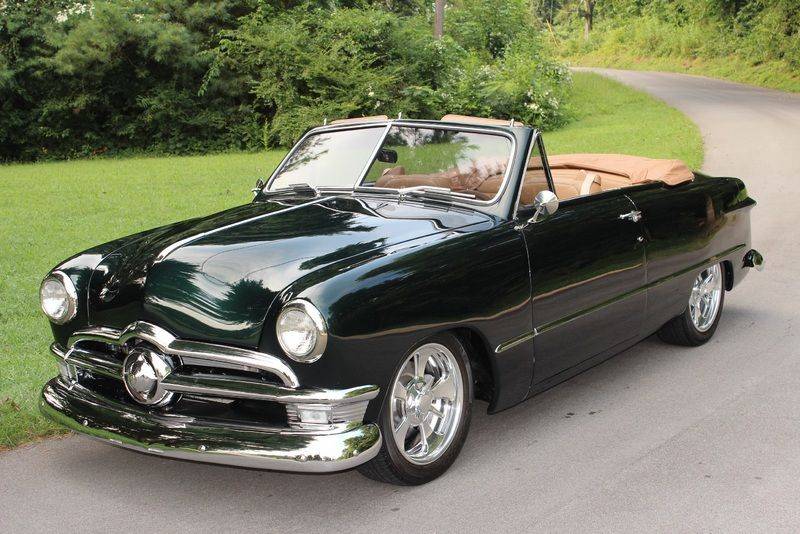 50 Ford Convertible dark green #1.jpg