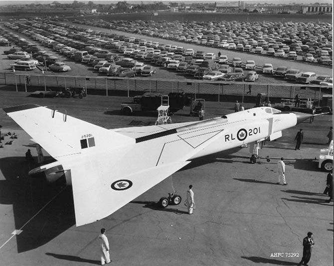 5113205c7eae3b341bb34a2e29134a14--vintage-airplanes-armed-forces.jpg