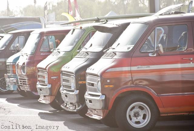 53fa69614ec16f44c678de3b1241a156--custom-vans-van-life.jpg
