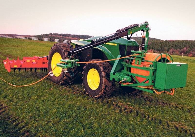 54-5-col-John-Deere-electric-tractor.jpg