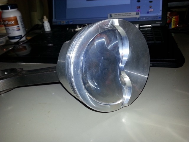 543 Stroker Pistons Deep Valve Reliefs.jpg