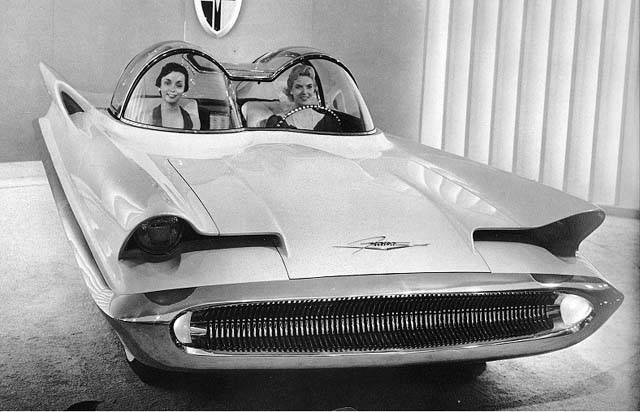 55 Lincoln Futura Concept Bat Mobile #5.jpg
