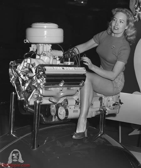 57 Desoto Fire Dome Hemi Cut Away Engine Advert. #1.jpg