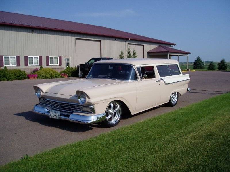 57 Ford 2 dr Del Rio Ranch Wagon #1.jpg