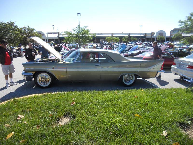 58 Desoto Adventurer Convertible Fuel Injected BB wedge #1.jpg