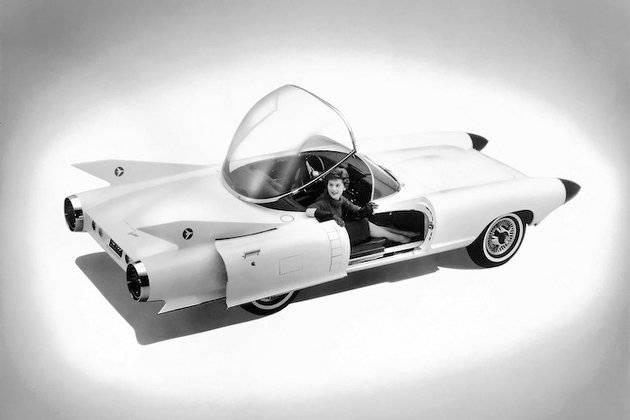 59 Cadillac Cyclone Harley Earls last creation white.jpg