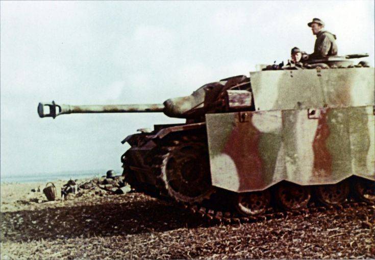 6146100dca121ae4aa800e873a259699--ww-tanks-wwii.jpg