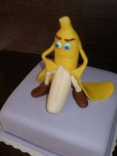 61a9aaa085f4b1bc3f32690fa7d43040--sexy-cakes-so-funny.jpg
