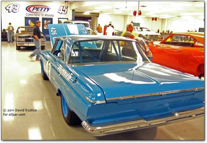 64 Belvedere Nascar #43 Richard Petty #2.jpg