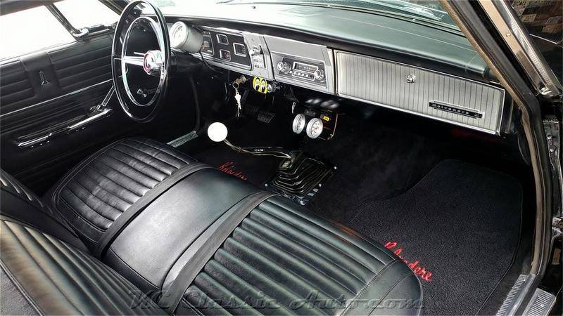 65 Belvedere II KC Classic auto 500cid Max wedge tremic 5 speed -interior-.jpg