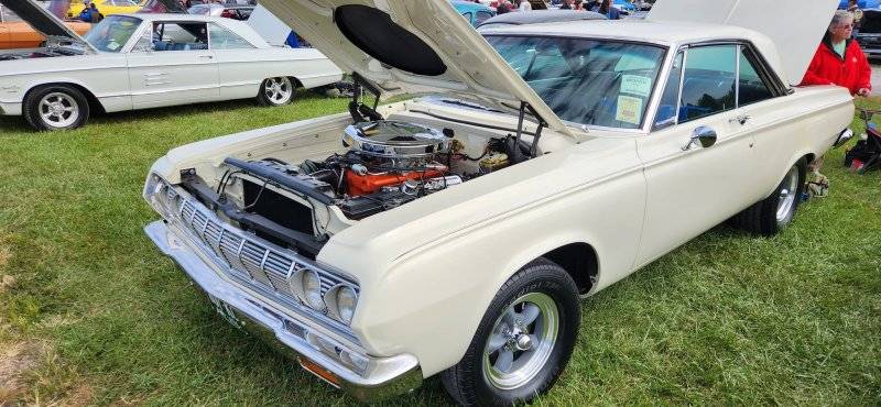 651 Belvedere Hemi 1.jpg