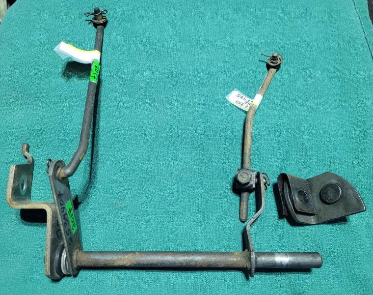 66.69 b.body column shifter linkage1.jpg