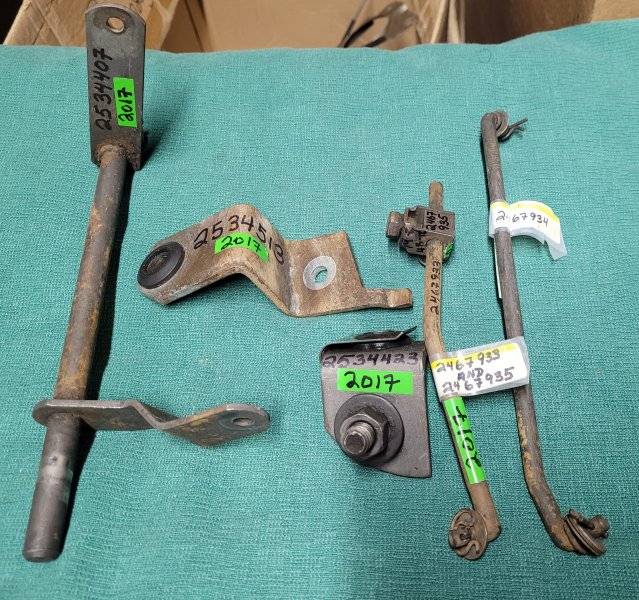 66.69 b.body column shifter linkage2.jpg