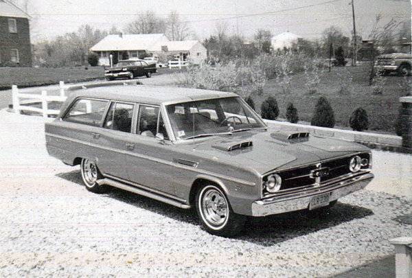 66 Coronet Wagon.jpg