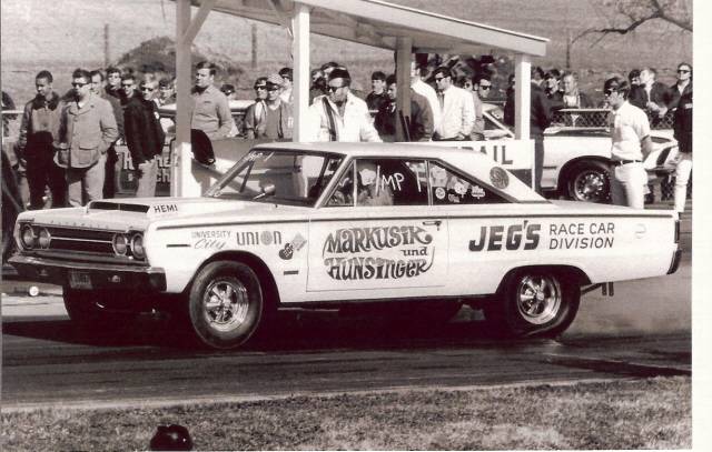 66 Satellite HT SS-E Hemi Jegs team car.jpg