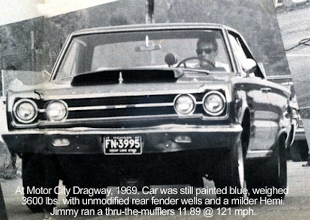 67 GTX Hemi 426ci Silver Bullet #4 on track 1969.jpg