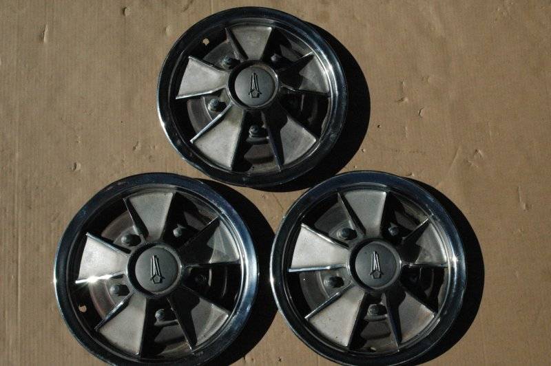 67 PLY mag wheelcover (1).JPG