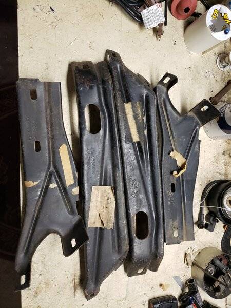 68 & 69 RR Front Brackets 1..jpg