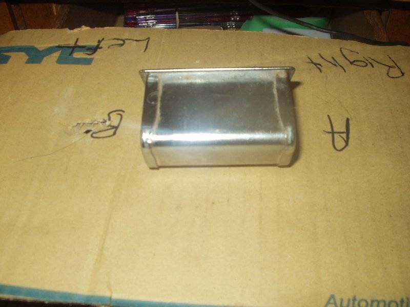68 ASHTRAY 2.JPG
