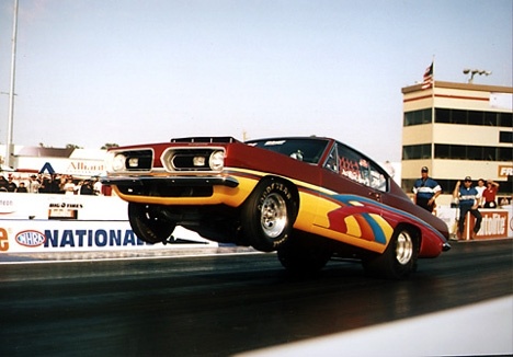 68 Barracuda Hemi SS-AH BO29 wheels up Infinity-Sears Point.jpg