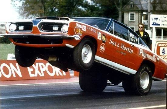 68 Barracuda Hemi SS BO29 Sox & Martin wheels up launch.jpg