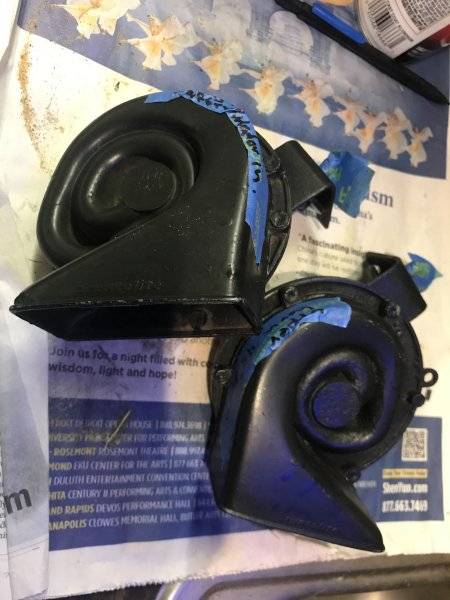 68 Charger horns.JPG