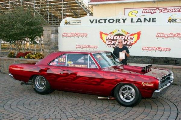 68 Dart SS-AH Hemi SS's Gary Wolkwitz 8.20's @ 155+ Ray Barton Hemi Engine.jpg