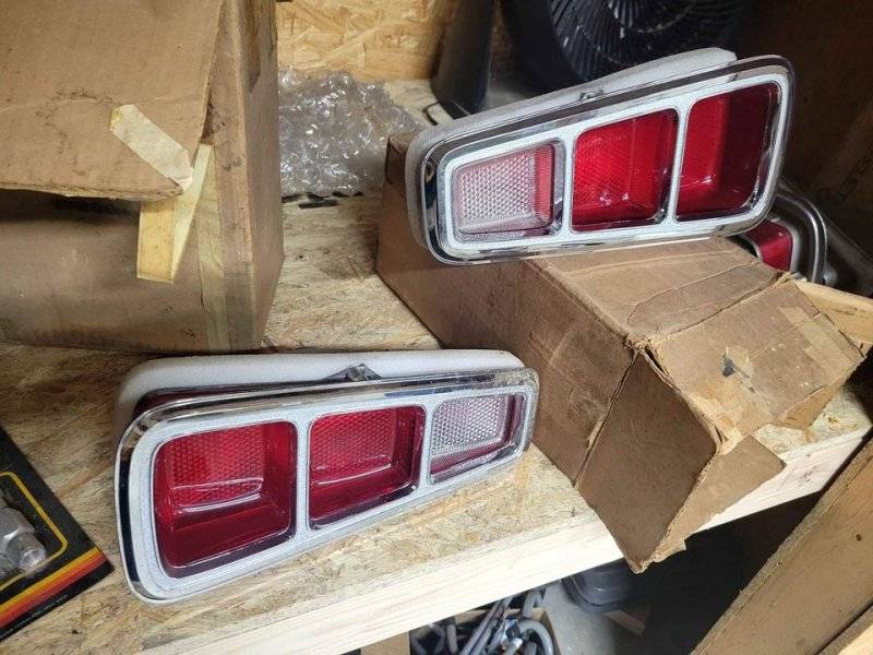 '68 Dodge Coronet NOS Tail Lights.jpg