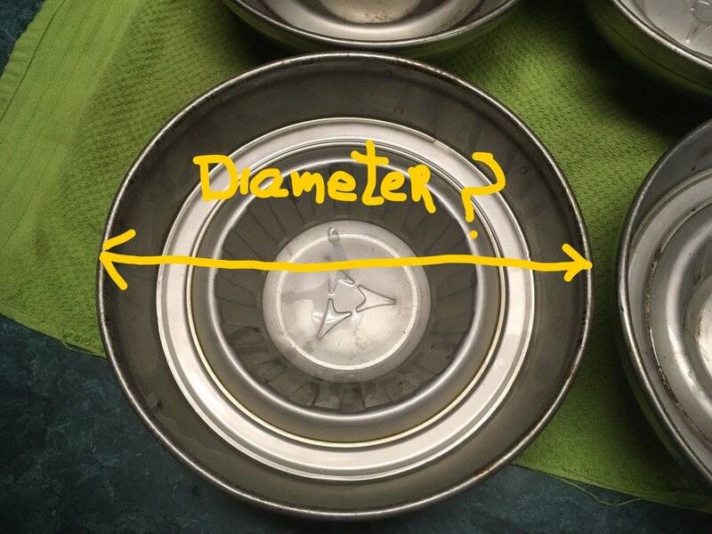 68 Dog Dish Hubcap (2).jpg