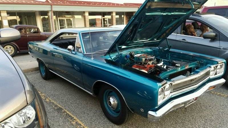 68 GTX LL1 Surf Turquoise Metallic Woodward Cruise.jpg