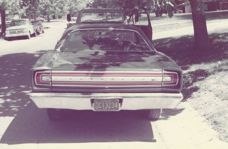 68 Hemi Road Runner 2.jpg