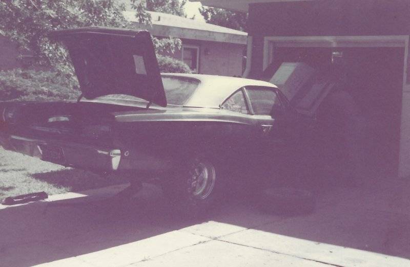 68 Hemi Road Runner 4.jpg
