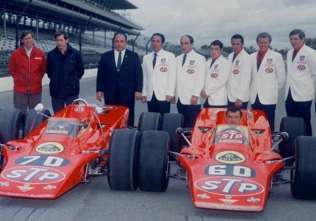 68 Indy #70 & #60 Clark Lotus-56 Indy-500.jpg