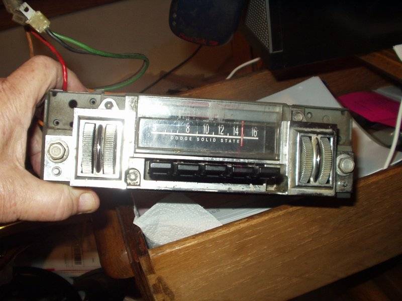 68 radio.JPG