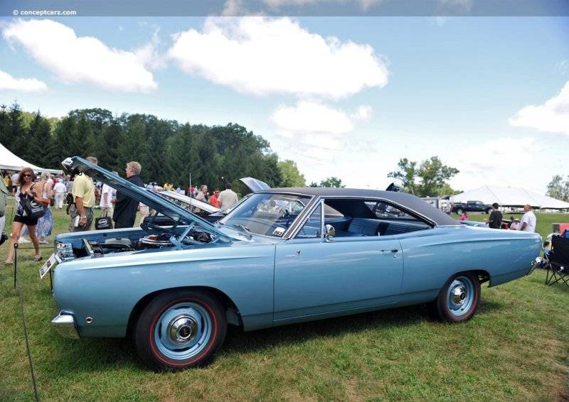 68 Roadrunner 426 Hemi DD-1 Mist Blue Poly #1.jpg