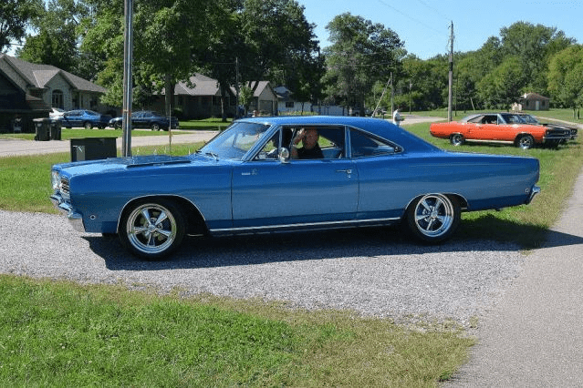 68 Roadrunner UU-1 Frost Blue Poly.png