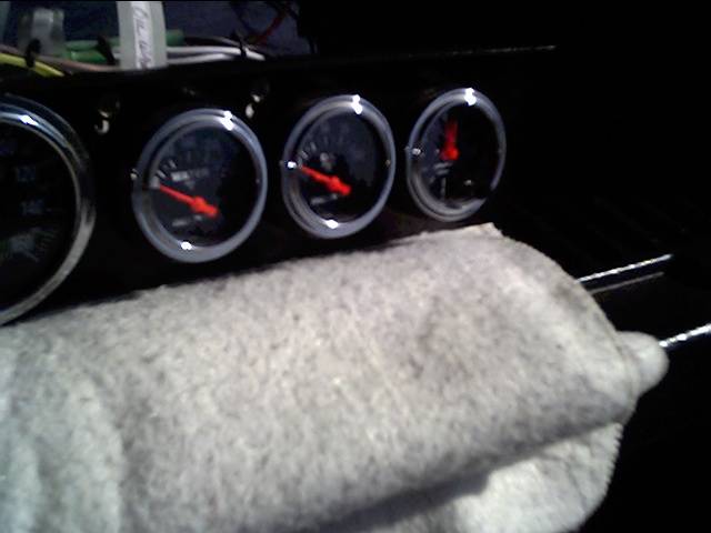 68 RR #4 Gauges Sep 12 2011.JPG