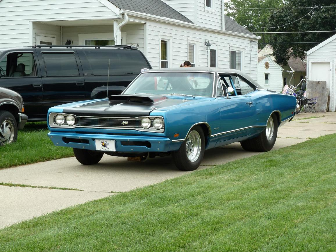 69 bee 026a.jpg