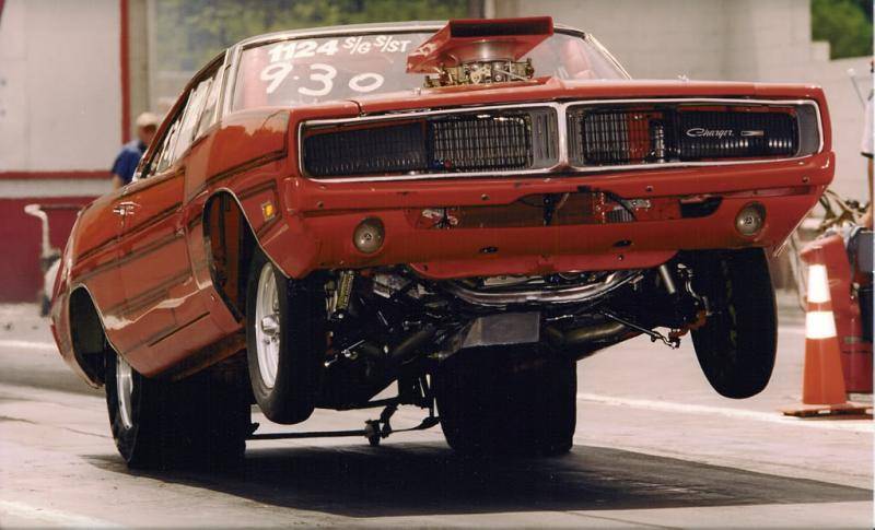 69 Charger S-G wheels up.jpg