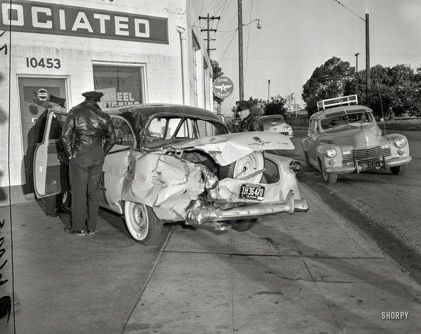6f0957c5e9f292d3ab6b921dc26d375f--photos-vintage-vintage-photographs.jpg