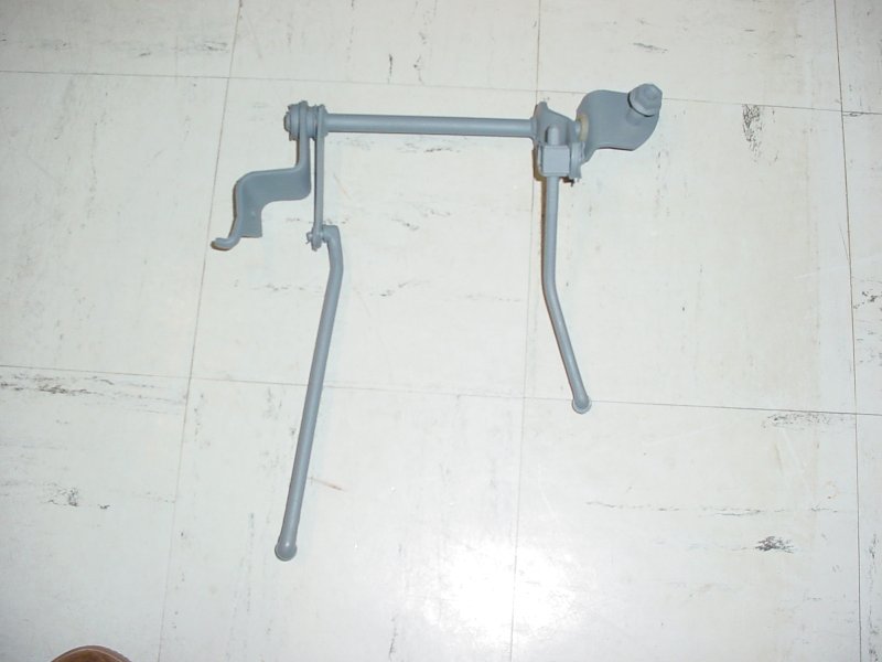 70 B-body column shift linkage.JPG